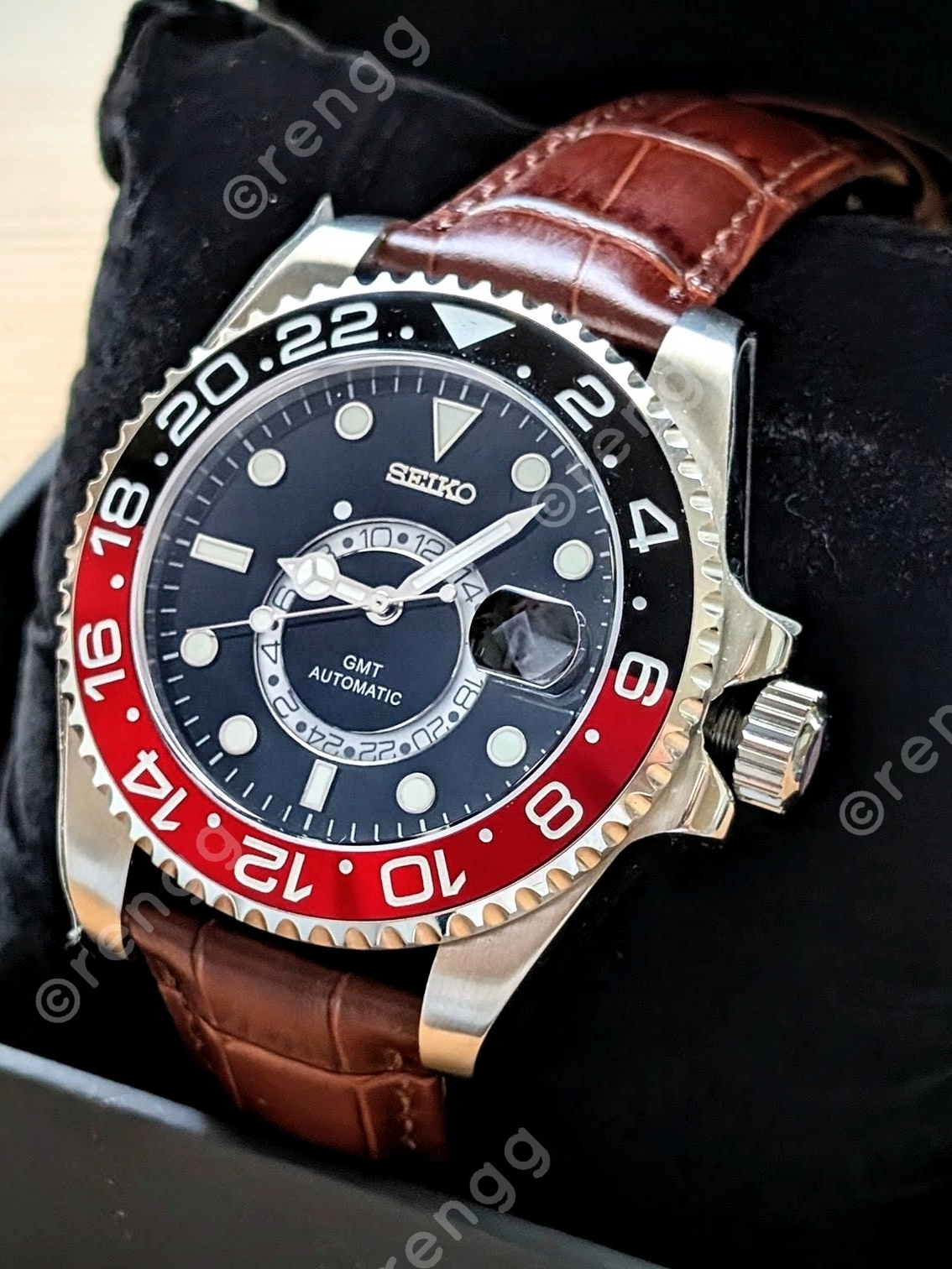 Black Seiko Gmt Wheel Automatic Mod Watch RedBlack Bezel